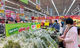 Phát triển thương mại cho ‘siêu đô thị’ TPHCM sau sáp nhập