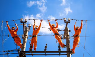 Phát triển nguồn điện đang gặp nhiều khó khăn
