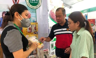 Nông sản ‘4 sao’ chào hàng người tiêu dùng TPHCM 