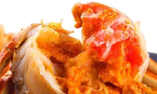 Cua lông Thượng Hải là đặc sản mỗi năm chỉ có một mùa, do đó dù giá tiền triệu nhưng liên tục cháy hàng.