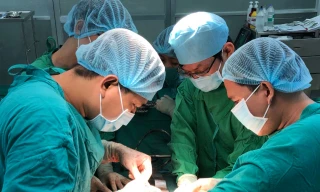 Một ca mổ tim tại Bệnh viện quận Thủ Đức (ảnh: BVTĐ)