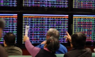 VN-Index lấy lại mốc 900 điểm trong phiên hôm nay