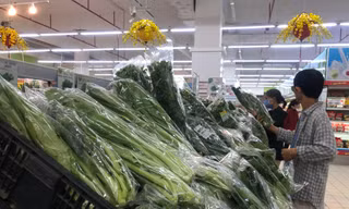 Yêu cầu rà soát, xử lý việc kinh doanh rau củ không nguồn gốc