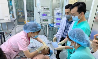 BV Nhi đồng Thành phố cứu bệnh nhi bị sốt xuất huyết nặng (ảnh: BVCC)
