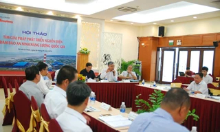 Đại biểu sôi nổi phần thảo luận