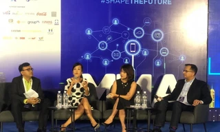 Lãnh đạo các doanh nghiệp hàng đầu về công nghệ trao đổi tại hội nghị CEO & CMO