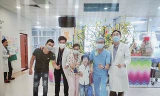 Bé G.A được cứu sống ngoạn mục khi tim tưởng chừng như ngừng đập (ảnh: BVCC)