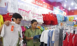 Người tiêu dùng đòi khỏi kiện Con Cưng ra tòa