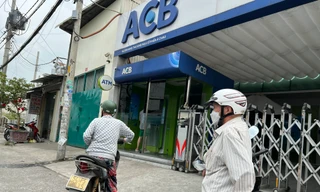 Tưởng cây ATM quá tải ngày Tết hóa ra ế chỏng chơ 