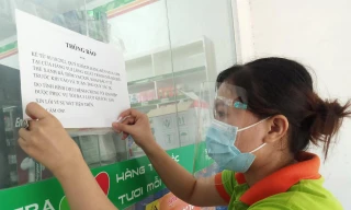 Một siêu thị thông báo đón khách trở lại từ ngày 1/10