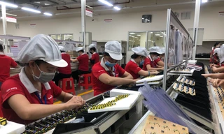 Cảnh báo nguy cơ tụt hậu trong thu hút đầu tư nước ngoài 