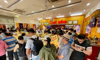 Giá vàng vọt lên 120 triệu đồng, vì sao nhiều người tiếc hùi hụi? 