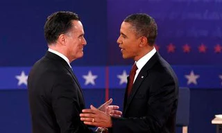 Đương kim Tổng thống Mỹ Barack Obama và ứng viên Đảng Cộng hòa Mitt Romney