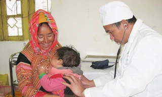 Giờ bà con dân tộc đã tin và tự tìm đến bác sĩ