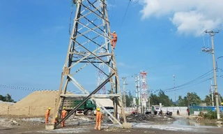 Cấp điện trở lại cho huyện đảo Cát Bà