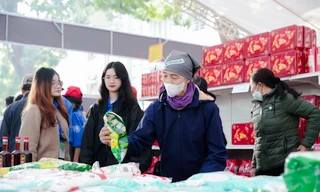 Coca-Cola khởi động 'Chợ Tết 0 đồng', hỗ trợ hơn 6.500 người dân ở 5 tỉnh, thành