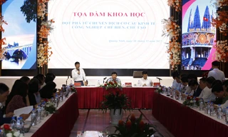 Toàn cảnh toạ đàm Đột phá từ chuyển dịch cơ cấu kinh tế công nghiệp chế biến chế tạo