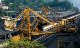 Yêu cầu TKV đảm bảo than cho sản xuất điện