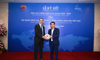 Tập đoàn Hùng Nhơn ký hợp tác chiến lược với Tập đoàn Olmix