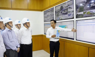 Bộ trưởng Công Thương kiểm tra việc dự trữ xăng dầu tại Tổng kho Nhà Bè 