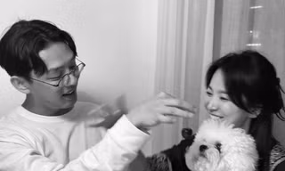 Song Hye Kyo xứng danh đại minh tinh, đăng ảnh bên bạn thân Yoo Ah In cũng gây bão mạng