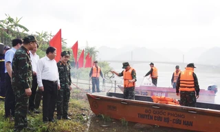 Điều tiết giao thông để phục vụ rà phá bom mìn ở hạ lưu sông Đà trong một tháng