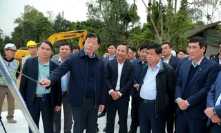 Phó Thủ tướng Nguyễn Chí Dũng đề nghị Phú Thọ vượt kịch bản tăng trưởng 8%