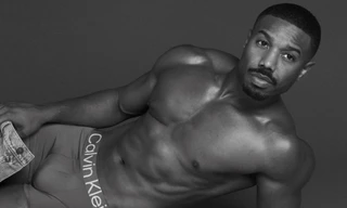 Người đàn ông quyến rũ nhất thế giới xin lỗi mẹ vì chụp hình nội y