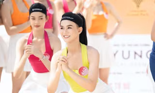 Hoa hậu Việt Nam 2022: 35 thí sinh khoe hình thể khỏe khoắn ở phần thi Người đẹp thể thao