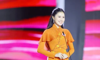 Chung kết Hoa hậu Việt Nam 2024: Màn hô tên khác biệt trong tà áo dài truyền thống