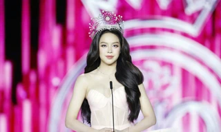 Màn final walk đầy cảm xúc của Hoa hậu Việt Nam 2022 Huỳnh Thị Thanh Thủy