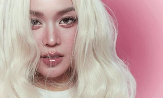 Hoa hậu Thanh Thủy tung bộ ảnh tóc bạch kim ấn tượng mừng sinh nhật tuổi 23