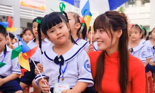 Hơn 1,7 triệu học sinh TPHCM được nghỉ Tết thêm 2 ngày