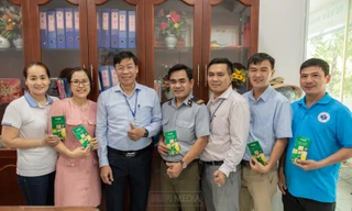 Lao công nhận thưởng Tết như hiệu trưởng: 'Người nhà không tin tôi được thưởng cao như vậy'