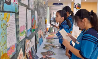 Nhà trường không nhận hoa, quà ngày 20/11, mong được ủng hộ bảo hiểm y tế cho học sinh 