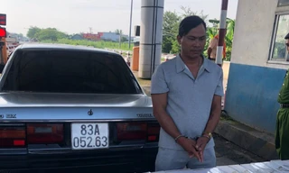 Khởi tố đối tượng vận chuyển 3.000 bao thuốc lá lậu 