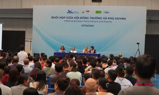 Trường Quốc tế Mỹ tự công bố hiệu trưởng sai quy định