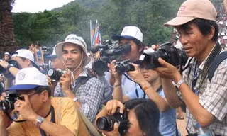 Báo chí và phản biện