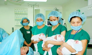 Bác sỹ và 'lời khuyên vàng' cho các bà bầu đi sinh con vào dịp Tết