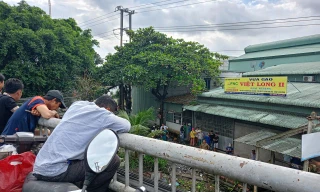 Hiện trường nơi người dân phát hiện thi thể nữ trôi sông