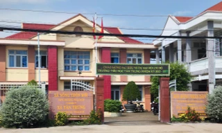 Cách chức Chủ tịch UBND xã ở Tiền Giang vì có nhiều sai phạm