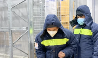 Cận cảnh lô vắc xin hơn 1,1 triệu liều vừa được bàn giao cho Bộ Y tế