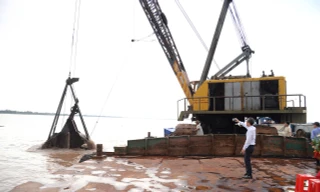 'Giải cứu' cơn khát cát cho dự án đường Vành đai 3 TPHCM