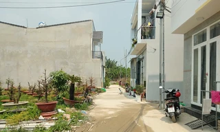 Chính quyền ở đâu tại ‘điểm nóng’ 37 căn​ nhà xây dựng không phép?