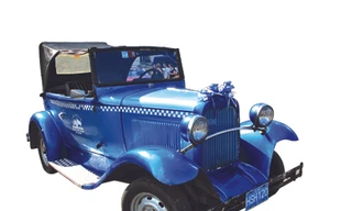 Cu Ba Vương quốc ô tô cổ