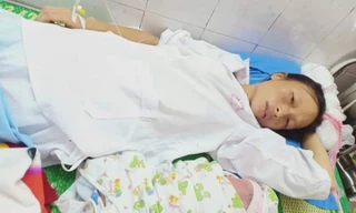 Mẹ con sản phụ sức khỏe ổn định trong niềm vui chung của gia đình, người thân. 