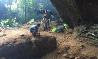 Địa điểm phát hiện mộ táng trẻ em và nhiều cổ vật thời kỳ đồ đá Bắc Sơn -Ảnh: Duy Chiến 