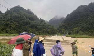 Mưa lũ gây ngập úng ở Lạng Sơn. 