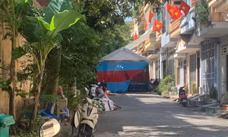Gia đình tổ chức đám tang cho nạn nhân. Ảnh: Duy Chiến 