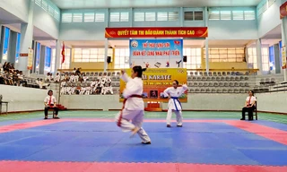 Sôi nổi thi đấu. (ảnh: Duy Chiến)